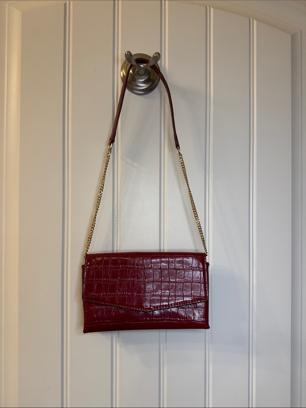 Mango Croc-Embossed in Burgundy Gold Chain Strap 8”4.5” shoulder bag/ clutch